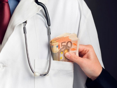 Прокурорлар дәрігерлердің былығын әшкереледі