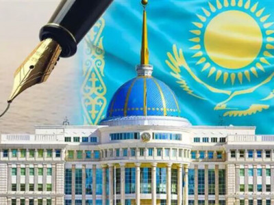 2025 жыл — Жұмысшы мамандықтарының жылы: Президент Жарлыққа қол қойды