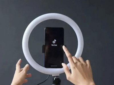 TikTok бүкіл әлем бойынша қызметкерлерін жаппай жұмыстан шығарады