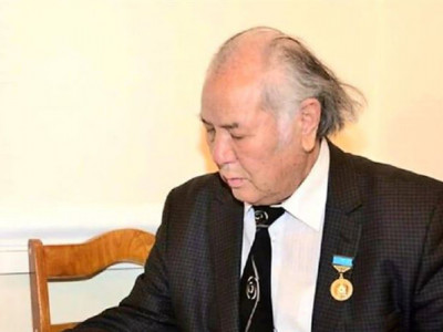 Жазушы Дулат Исабеков дүниеден озды