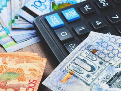 Қазақстанда 8 блогер 1 млрд теңгеден астам кірісін декларациялады