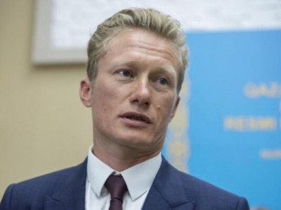 Александр Винокуров депутаттардың легионерлерге қатысты сынына жауап берді