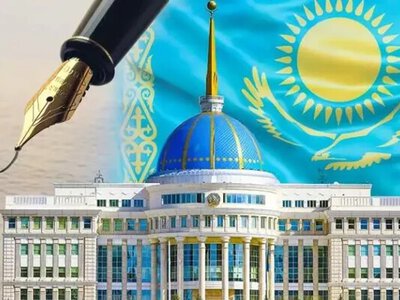 Мемлекет басшысы жоғары әскери атақтар туралы жарлыққа қол қойды