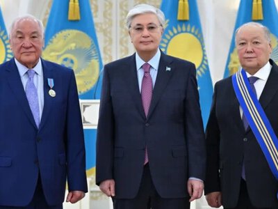 Президент мемлекеттік наградалар тапсырды