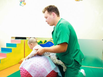 Қазақстанда балаларға медициналық көмек көрсетуге бөлінетін қаржы көлемі екі есеге артты