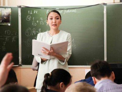 Мұғалімге тіл тигізгендерге 786 мың теңгеге дейін айыппұл салынады