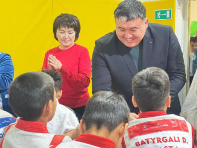 Астанада балуан Айбек Нұғымаров атындағы спортзал ашылды