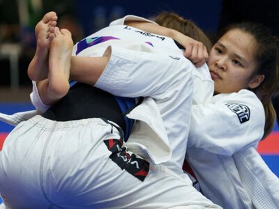 Джиу-джитсудан  Жібек Құлымбетова Ислам ойындарында күміс медаль алды