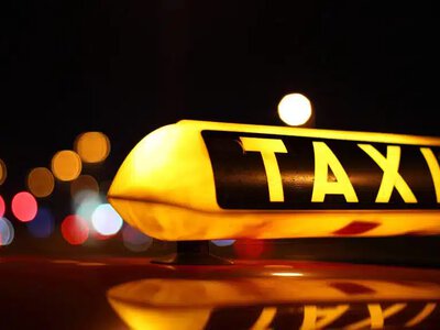 Алматыда жолаушы такси жүргізушісін ойыншық тапаншамен кепілге алған
