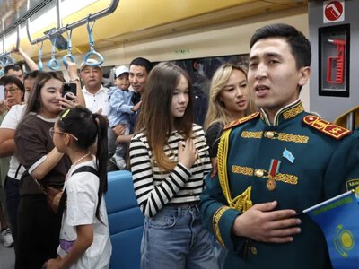 Ұлттық ұланының ерлер хоры LRT-да Әнұранды жанды дауыста орындады