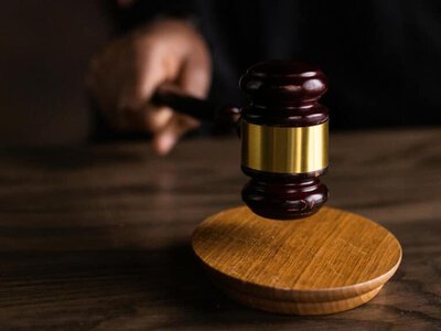 Колонияда ұйымдасқан қылмыстық топ құрды: 10 сотталушы жазасы ұзартылды