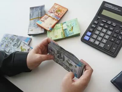 Зейнетақыға тағы 4% аударылуы мүмкін: жаңа модель талқыланып жатыр