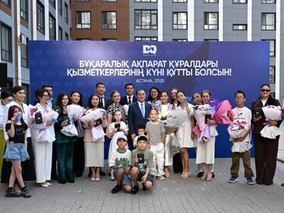 Журналистерге президенттің атынан пәтер кілттері табыс етілді