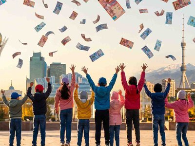 Үш жылда 6,5 млн баланың шотына Ұлттық қордан 2,3 млрд доллар түскен
