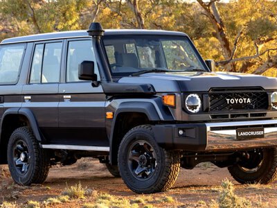 Toyota әйгілі Land Cruiser 70 моделін қайта сатылымға шығарды