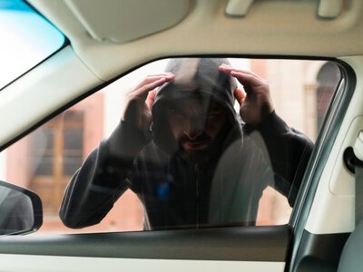 Степногорскте ер адам бұрынғы әйелінің көлігін ұрлап, жол апатына ұшырады
