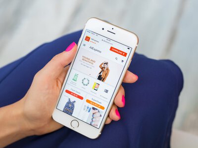 AliExpress-ке заңсыз және жалған тауарлар сатқаны үшін 629 млн доллар айыппұл салынды