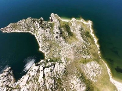 Қаздар аралының құпиясы: 10 млн долларға сатылатын арал кімге тиесілі