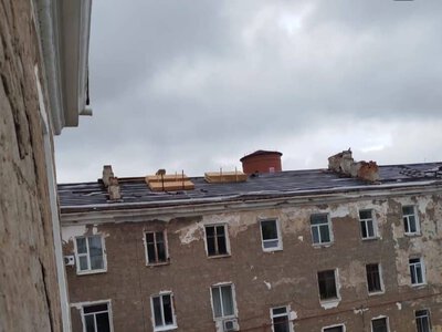 Астанада шатыр жөндеу кезінде пәтерлерді жаңбыр суы басты. Шығынды кім өтейді