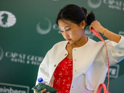 Бибісара Асаубаева ақшасы мен құжаттарын АҚШ-та жоғалтып алды