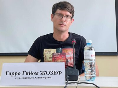 АҚШ азаматы баласын таппайынша Қазақстанда қалуға бекініп отыр