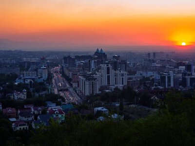 Метро тоқтады, су қысымы азайып, бағдаршам істен шықты - Алматыдағы блэкаут салдары