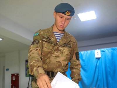 Құрылтай сайлауы: үш сағаттың ішінде 130 мың әскери қызметші дауыс берді
