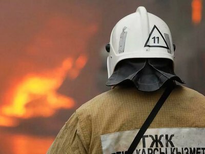 Алматыда көпқабатты үйден өрт шығып, 127 адам эвакуацияланды