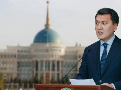 Вице-президент не істейді және қандай жағдайда президентті алмастырады