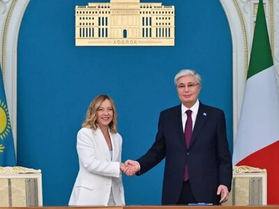 Тоқаев Италия премьер-министрі Джорджа Мелониді тарихи рекордпен құттықтады