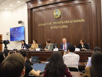 Ардақ Назаров кейсі: Құрылтайда енді ешбір депутат жақынын құттықтай алмайды