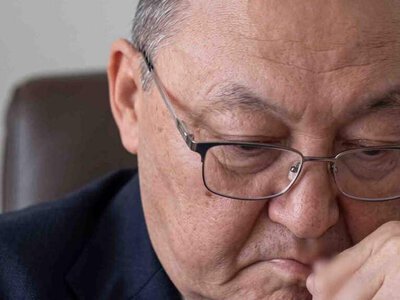 Жұмыс орнында темекі шеккен қарағандылық шенеунік жауапқа тартылды