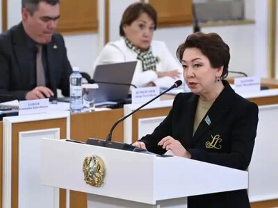 «Жазбаша қабылданбайды»: Еспаева Үкімет өкілдерінің дайындықсыз келгеніне шүйлікті