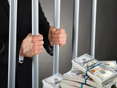 Қарағанды облысында 300 млн теңге жымқырған директорға қатысты тергеу басталды