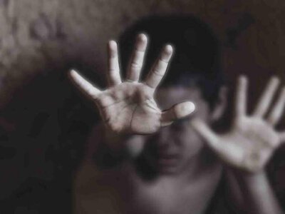 Өзбекстанда ерлі-зайыпты қарыздарынан құтылу үшін 14 жастағы ұлын сатпақ болған
