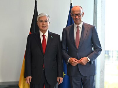 Президент Германия канцлері Фридрих Мерцпен келіссөз жүргізді