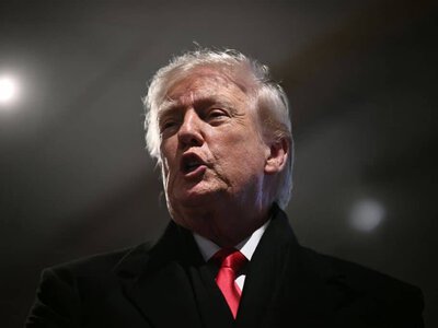 Трамп АҚШ мемлекеттік органдарында «жасанды интеллект» атауын өзгертті