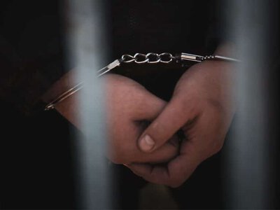 Маңғыстауда Ыбықты сай жартастарына жазу жазған ер адам ұсталды