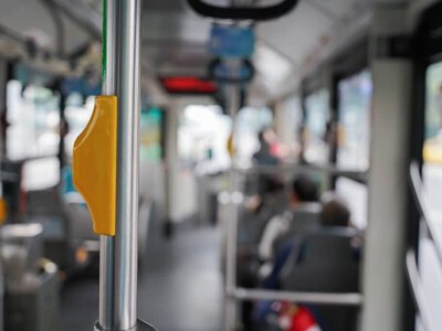 Петропавл автобуста әйелге тиіскен адам 15 тәулікке қамалды