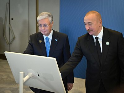 Қазақстан мен Әзербайжан Каспий арқылы өтетін цифрлық дәлізді іске қосты