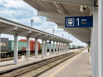 Атырау вокзалын жөндеу кезінде жұмысшы бес метр биіктіктен құлап кетті