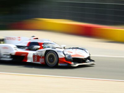 Toyota Racing өндірушілер арасындағы чемпионатта жеңіске жетті