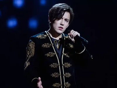 Құпияны ашатын уақыт келді: Димаш Құдайберген жанкүйерлерін елеңдетіп қойды