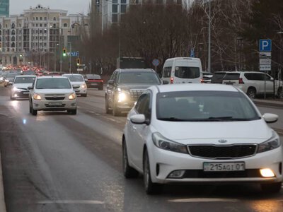 Жаңбыр, тұман, көктайғақ: күзде көлік жүргізгенде нені ескеру керек