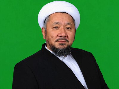 Исматулла Мақсұмның үстінен тергеу басталды: 20 жасөспірім зорлыққа ұшыраған