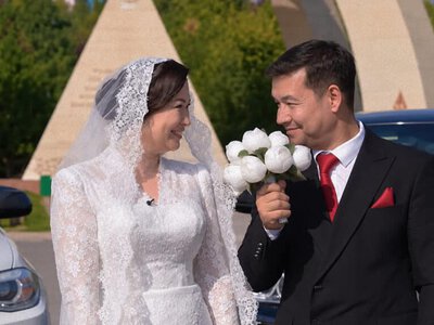 Жеті баласы бар шымкенттік әйел 20 жылдан соң ақ көйлек киіп, той жасады