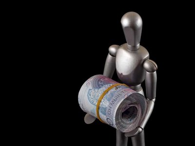 Ең төменгі жалақы, салық және бизнеске мараторий: үкіметтің жоспары қандай